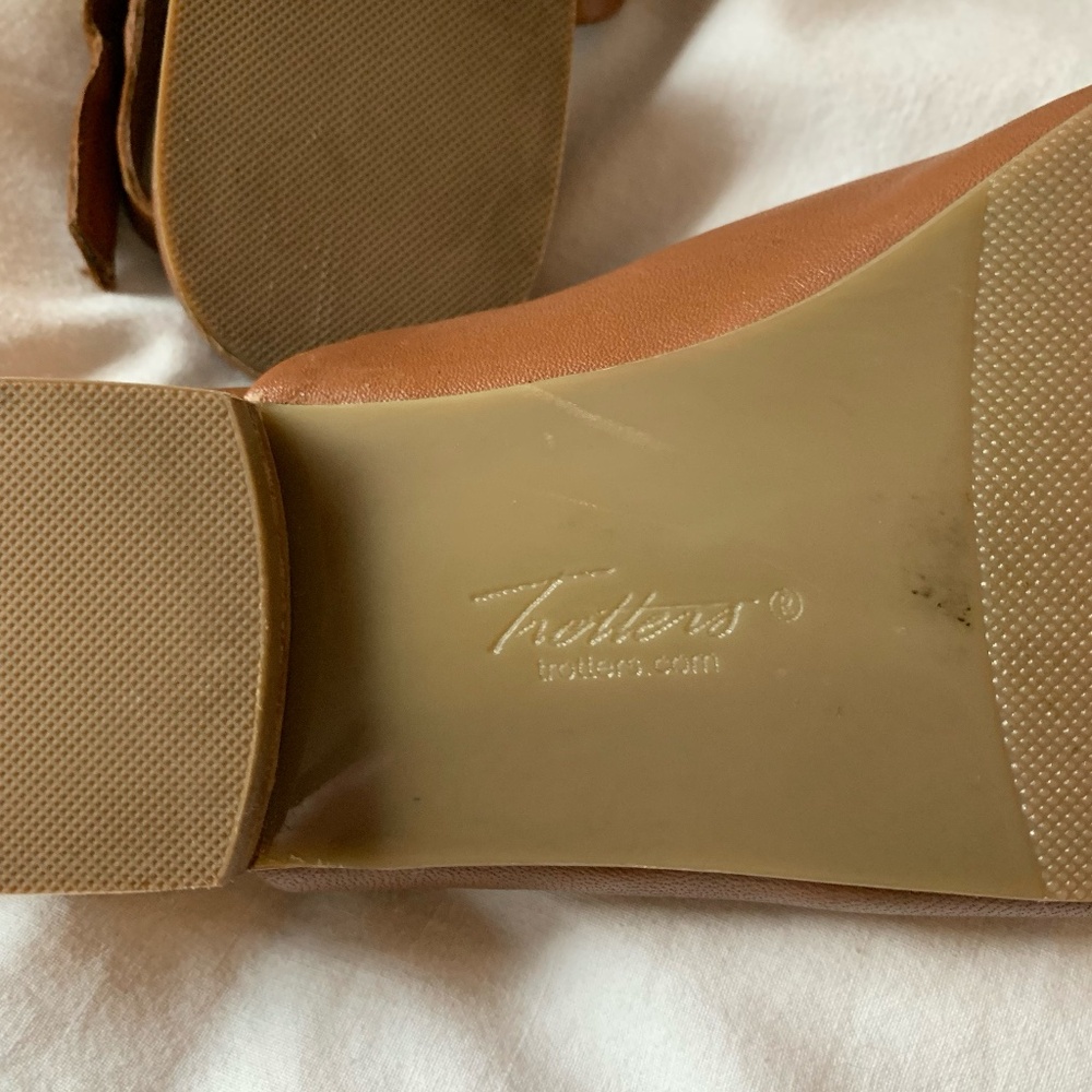 Trotters 'Holly Slingback Flats' in tan genuine leather - Picture 6 of 10